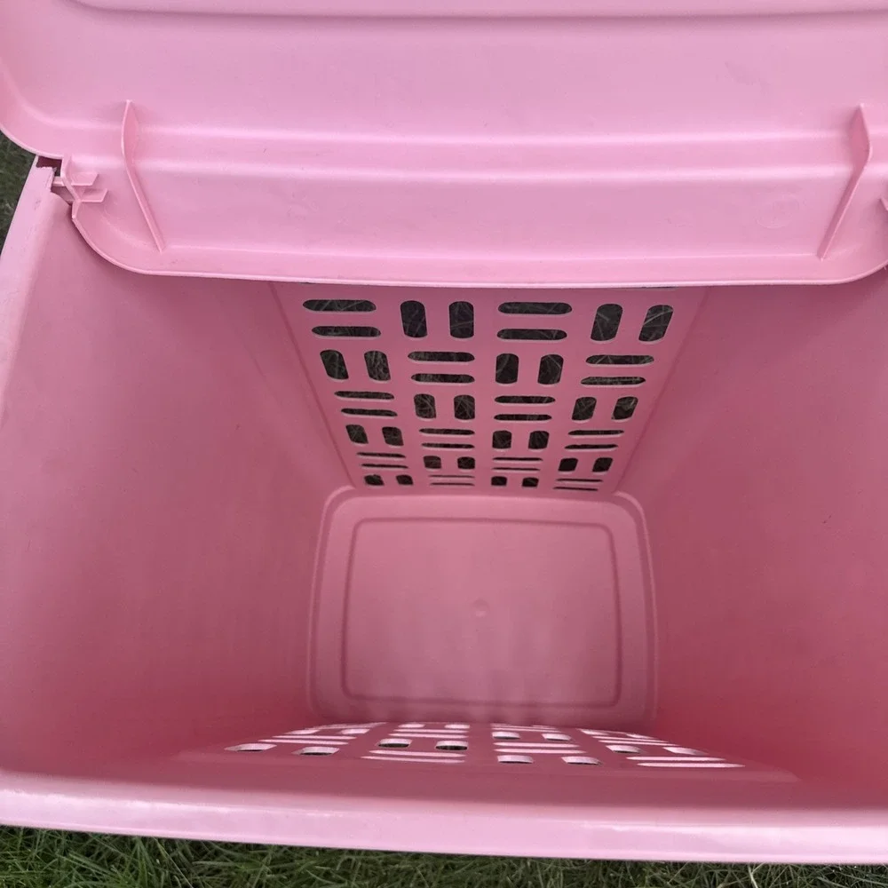 Sterilite Laundry Hamper Pink Plastic Tall 62 Qt Flip Lid Movie Prop Vtg 1990s